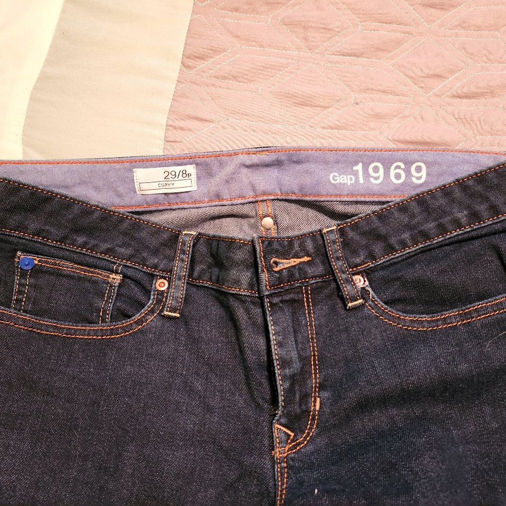 Gap 1969 curvy flare-leg jeans